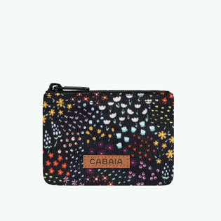 Pochette Castelldefes Nano Cabaia réinvente les accessoires et vêtements pour les femmes, hommes et enfants : Bonnets, Sacs, Écharpes, Chaussettes, Serviettes de plage